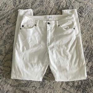 White kancan jeans